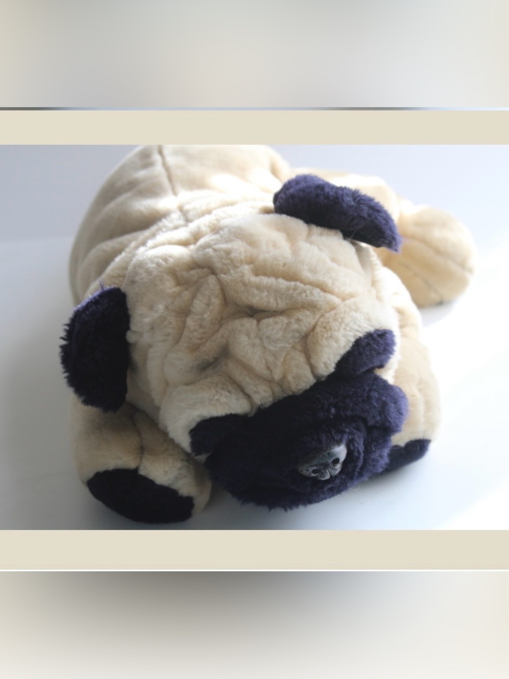 FAO Schwarz Large Plush Pug Dog in Cream and Black - Picture 7 of 7